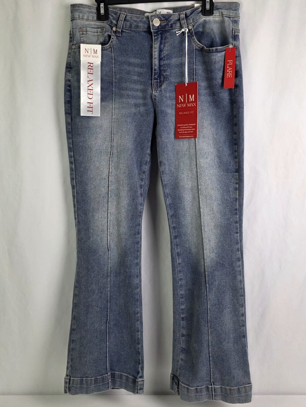 Women's New Max Relaxed High Rise Relaxed Fit Light Blue Flare Jeans Size 16 NWT